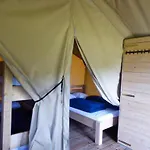 De Krabbeplaat 豪华帐篷